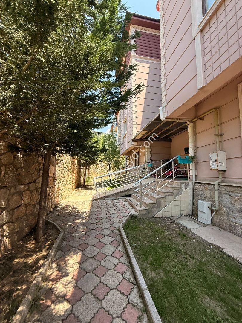 Muğla Karamehmet Mahallesi Yıldız Sitesi’nde Kiralık 3+1 Daire