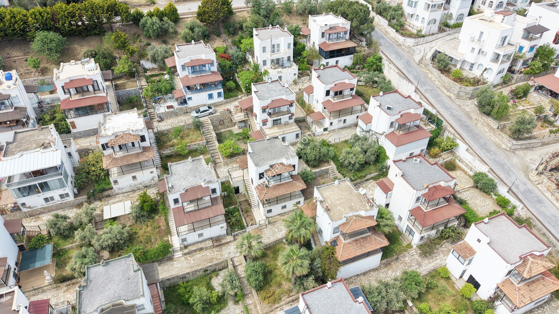 MUĞLA MİLAS, YAZLIK CENNETİ BOĞAZİÇİNDE DENİZ MANZARALI TRİPLEKS