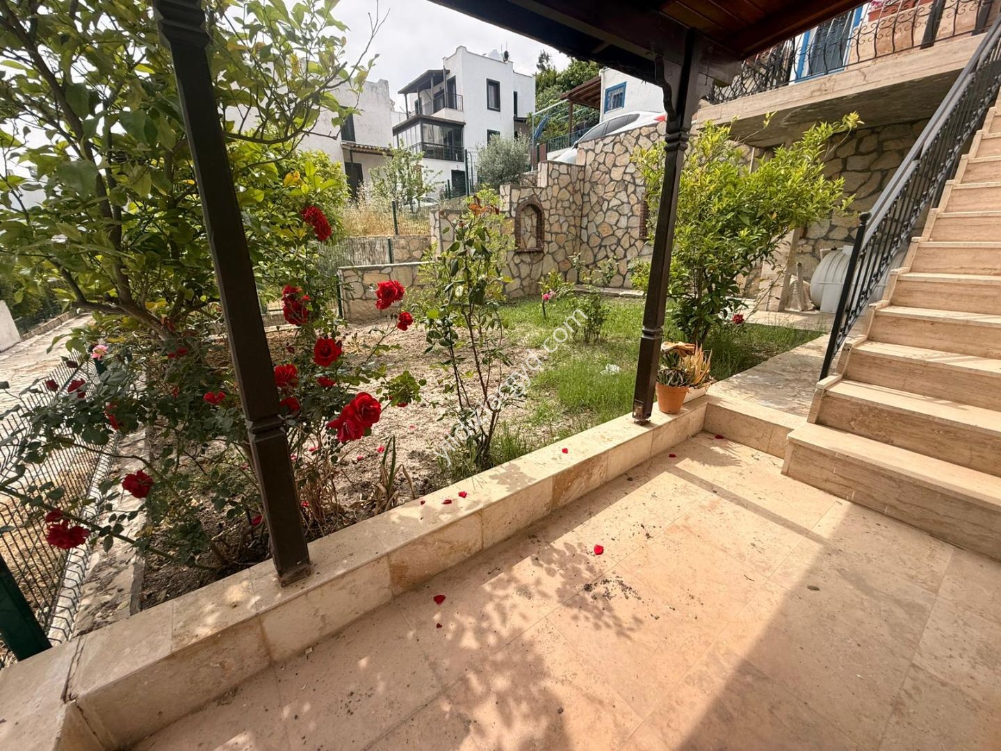 MUĞLA MİLAS, YAZLIK CENNETİ BOĞAZİÇİNDE DENİZ MANZARALI TRİPLEKS