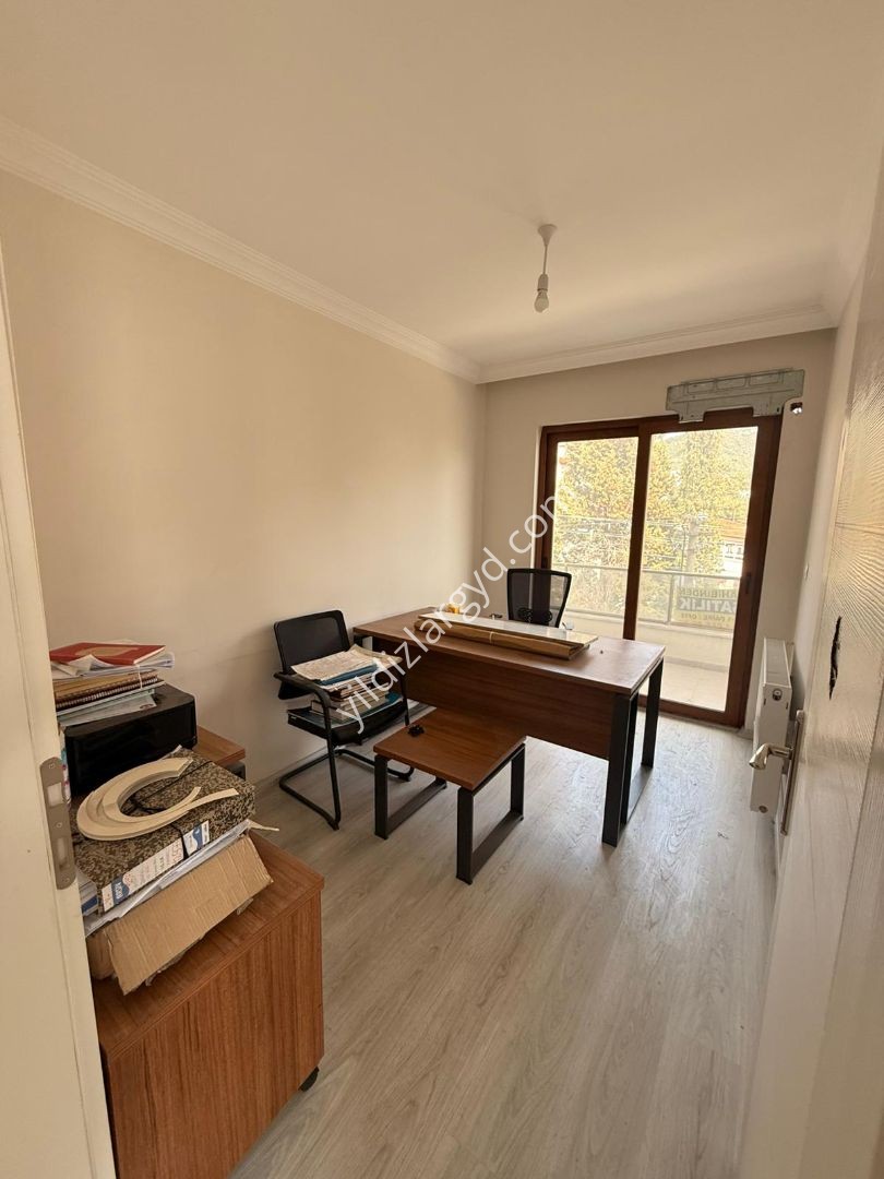 MUĞLA ORHANİYE’DE SATILIK CADDE ÜZERİNDE 2+1 SATILIK OFİS / DAİRE