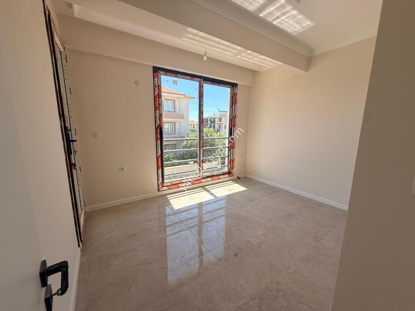 MUĞLA ULA ALPASLAN MAHALLESİ’NDE SATILIK 1+1 DAİRE