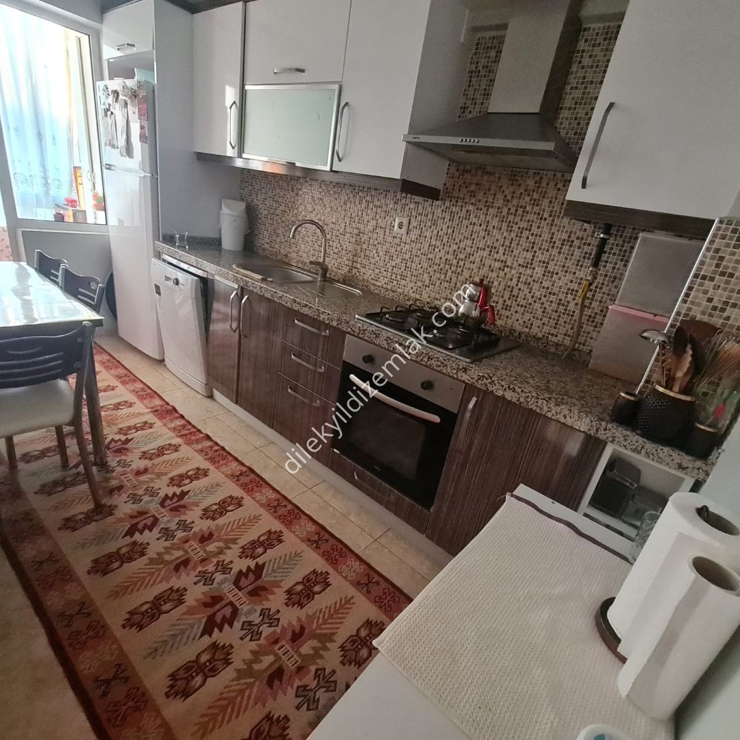 MUĞLA EMİRBEYAZITTA 2+1 KİRALIK EŞYALI DAİRE