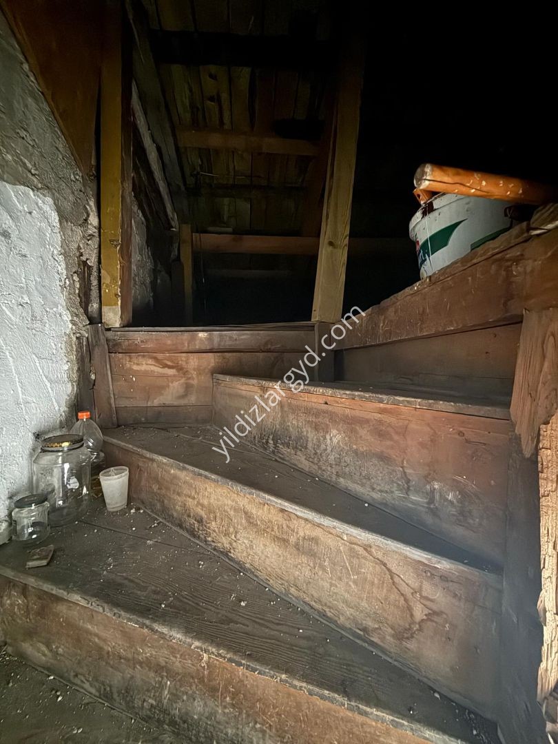 MUĞLA MENTEŞE TARİHÎ ARASTA’DA SATILIK DÜKKÂN